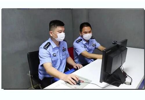 当大众青年VS政法青年……这份对比图鉴太过真实！